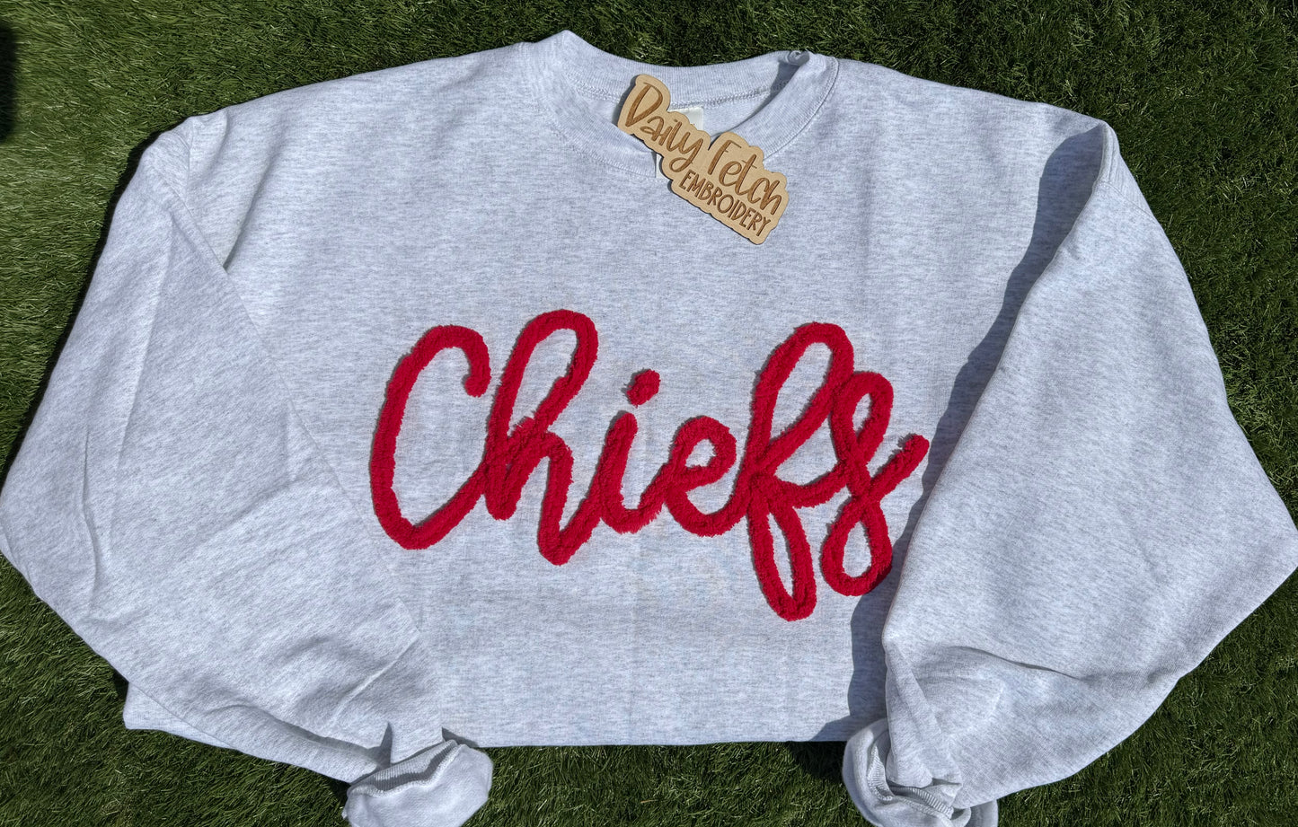 Chiefs Yarn Embroidered Sweatshirt(Ash)