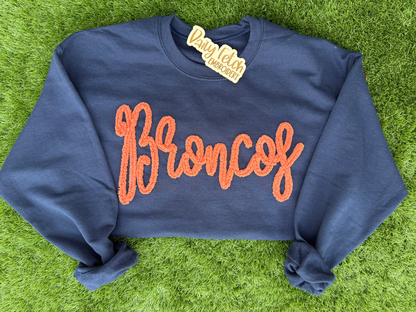 Broncos Embroidered Yarn Sweatshirt